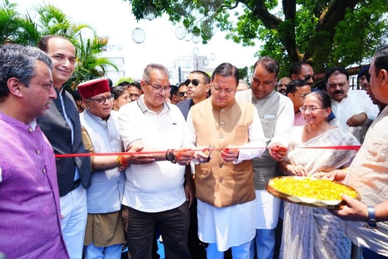 सबका साथ-सबका विकास के मंत्र पर आगे बढ़ रही सरकार: मुख्यमंत्री धामी
